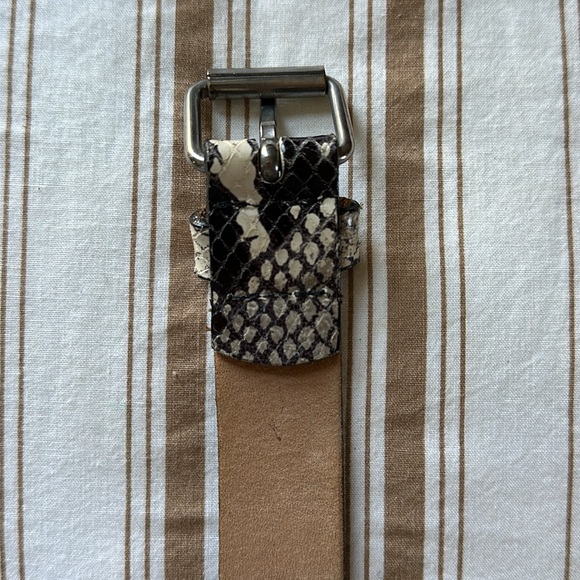 Street Ahead Faux Snake Skin Leather Belt L - Picture 8 of 8